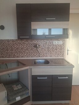 Kuchynská linka - 3