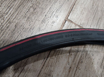 Plast Schwalbe LUGANO 700x25C K-Guard - 3