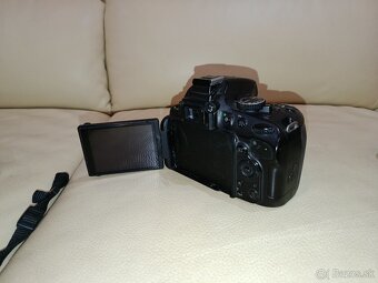 Nikon D5100 telo - 3
