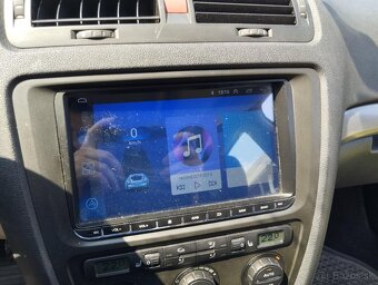 interier, plasti, ovladanie, škoda octavia II - 3