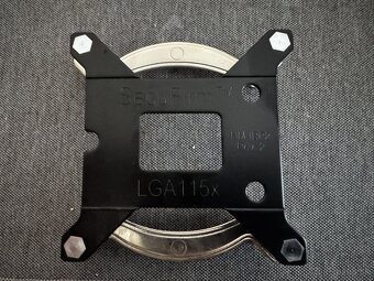 Predám  Noctua  NH-D15 - 3