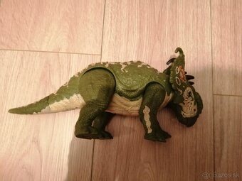 dinosaurus jurassic world - 3