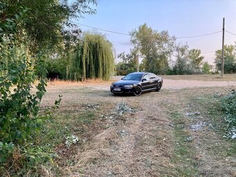 Audi A8 - 3