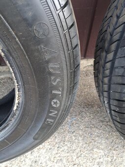Predám letné pneu 215/70 R16 - 3