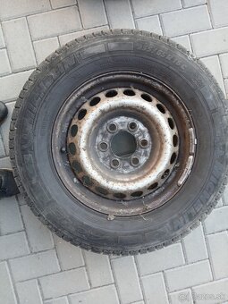 Michelin 235/65 R16C - 3