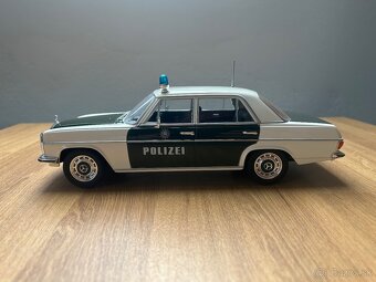Mercedes-benz 220 W115 Polizei 1:18 MCG - 3