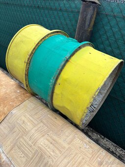 Plechovy sud - 3