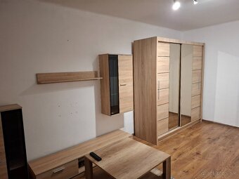 1-izbový byt prenájom - 3