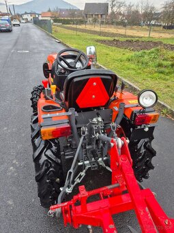 traktor KUBOTA A211N + Závažie a výorávač ČERT - 3