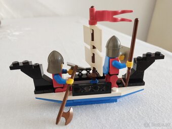 LEGO Castle 6017 King's Oarsmen - 3