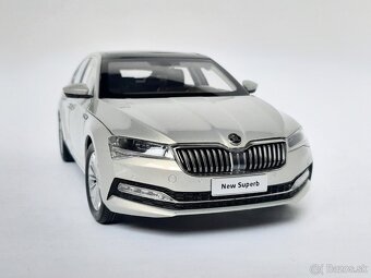 1:18 - Škoda Superb - 1:18 - 3