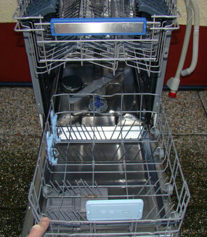 UMýVAčKA RIADU BEKO šírka 45 CM - 3