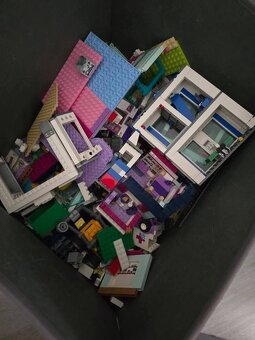 LEGO CITY A LEGO FRIENDS - 3