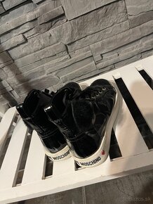 Moschino v.36 - 3