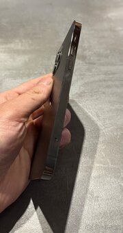 iPhone 12 pro 256GB čierny - 3