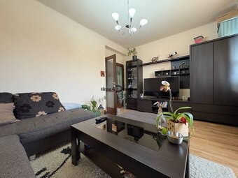 Na predaj: 2 izbový byt + BALKON + KUMBAL - 3