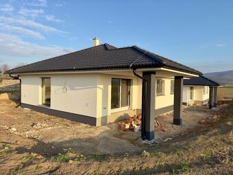 VYNIMOCNA CENA | NOVOSTAVBA 4i. bungalov na pozemku 641m2 - 3