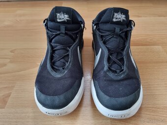 Chlapčenské tenisky zn. Nike, veľkosť 38,5 - 3