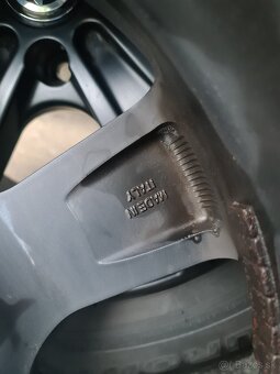 ZIMNA SADA 5X112 R17 + ZIMNE PNEU 215/65 R17. - 3