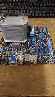 Asus M4A88T-M, AMD Phenom II 945, 4GB DDR3, R9 270X 2GB - 3