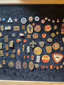 Predam stare odznaky - 3