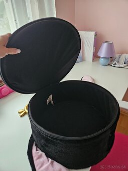 Na na na kufrík - 3