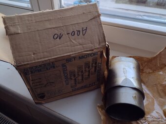 Predám náhradné diely ARO 10 1,4 benzín - 3