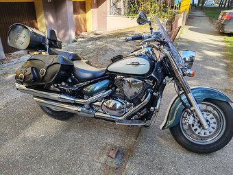Suzuki Intruder C800 - 3