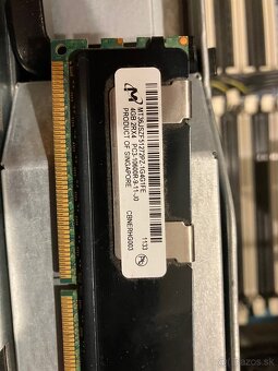 2 x 4GB RAM - 3