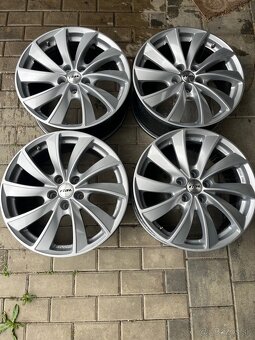 Disky RIAL 5x114 R18 SILVER - 3