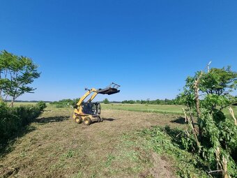 Krásny pozemok v obci Hájske 9a - 3