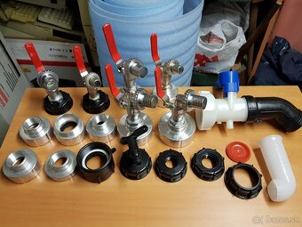 IBC kontajner1000Lplastovanadrz redukcia kubik sud kada bido - 3
