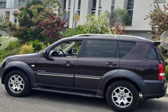 Ssang Yong Rexton - 3