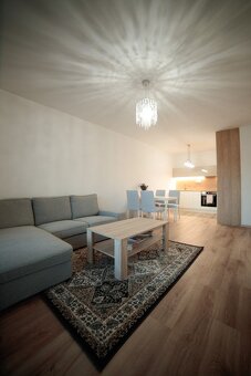 Chcete bývať priamo v centre mesta Nitra? Garážové statie k - 3