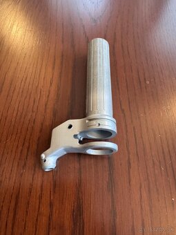 Magura - otočná rukojeť, páka spojky, aretace páky, návlek - 3