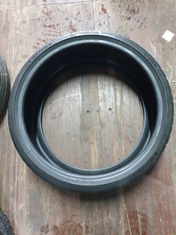 235 30 R 20 Michelin pilot sport 4 - 3