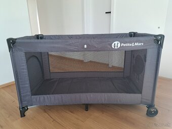 Petite&Mars cestovná postieľka Koot Lion Grey - 3