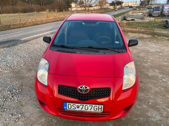 Predám Toyota Yaris 1,0 benzin - 3