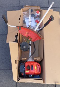 Krovinorez HECHT 142BTS - 3