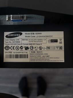 Samsung - 3