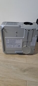 Projektor NEC MT1065 - 3