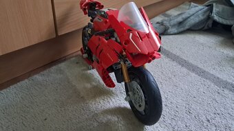 Lego motorka - 3