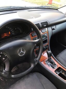 Mercedes benz C Class 220 CDI - 3