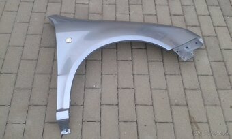Predné a zadné diely bledo šedé a zelené-Škoda Fabia 1 - 3