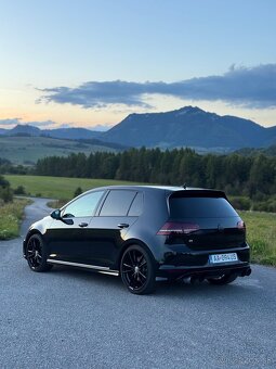 Volkswagen Golf R 2.0 TSI BMT 4MOTION - 3