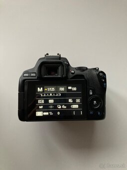 Canon EOS 250D telo - 3