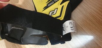 brankarske rukavice - 3