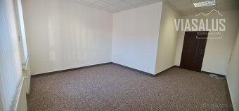 PRENÁJOM - KANC. PRIESTOR - NÁM. SV. EGÍDIA_ENERGIE V CENE - 3