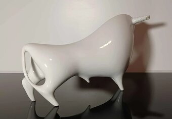 Porcelánový zberateľský býk Royal Dux Brusel - 3