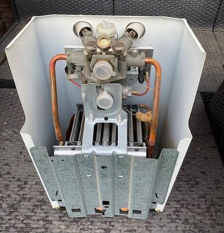 Prietokový ohrievač Junkers W 125 V 2 P 23 - 3